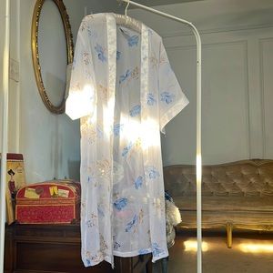 New Vintage Mesh and Satin White Floral Robe Kimono VTG Sweet Whispers NWOT